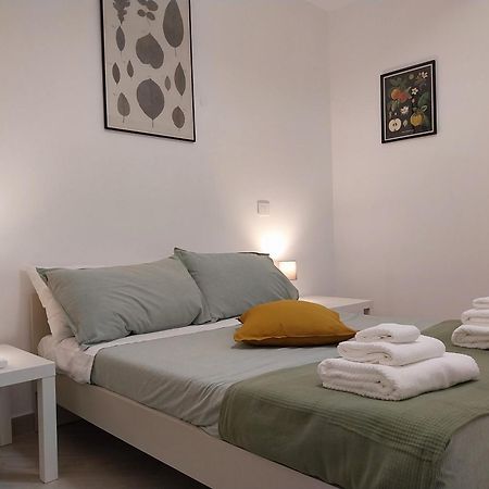 Residence La Vela 2 Rome Bagian luar foto